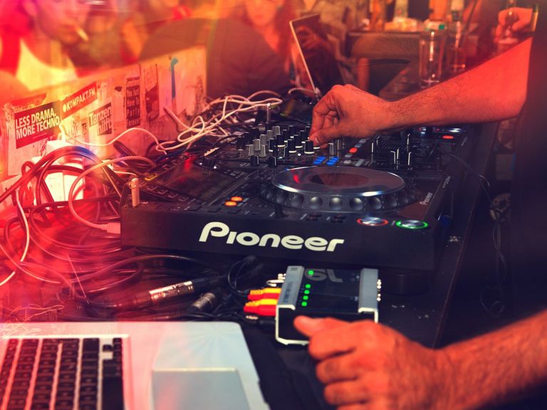 Pub Night - Techno Hip Hop