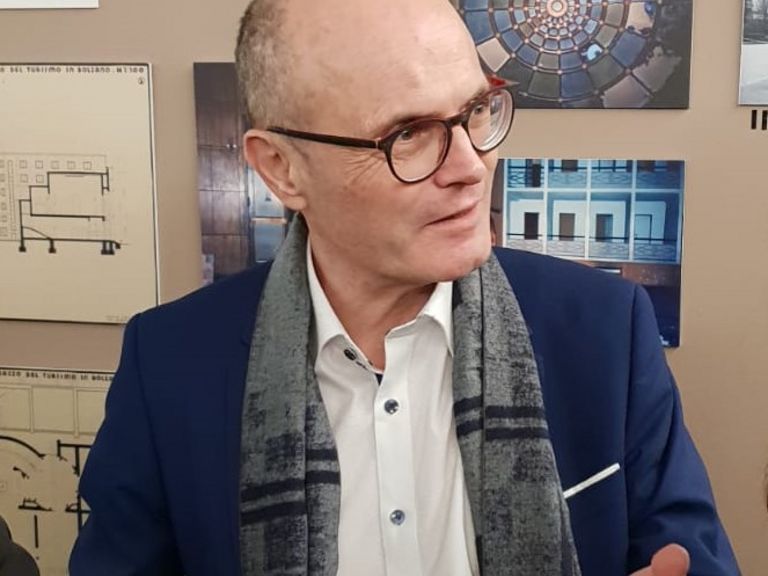 The British Library und mittelalterliche Urkunden aus dem Eisacktal