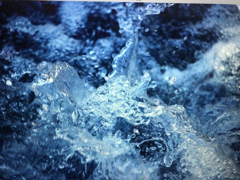 Videoinstallation FlowingWater